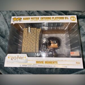 Funko Pop! Moments: Harry Potter - Harry Potter Entering Platform 9 3/4